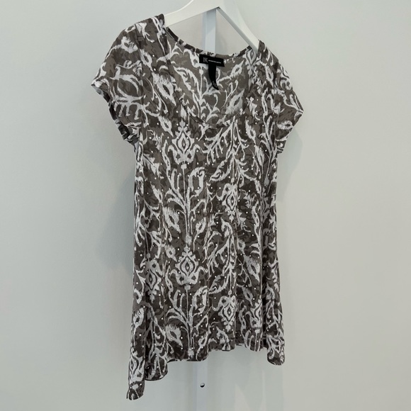 INC INTERNATIONAL CONCEPTS EMBELLISHED TEE SIZE SMALL - Picture 4 of 15